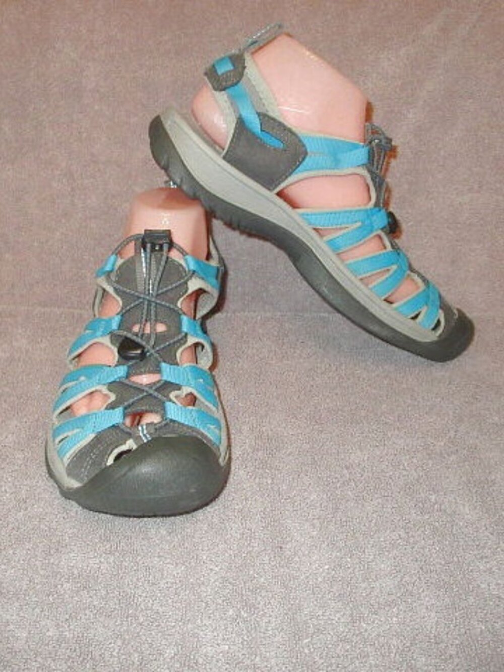 Keen Women's Whisper Sport Sandals Size 10 Closed Toe Hiking Waterproof Beach
